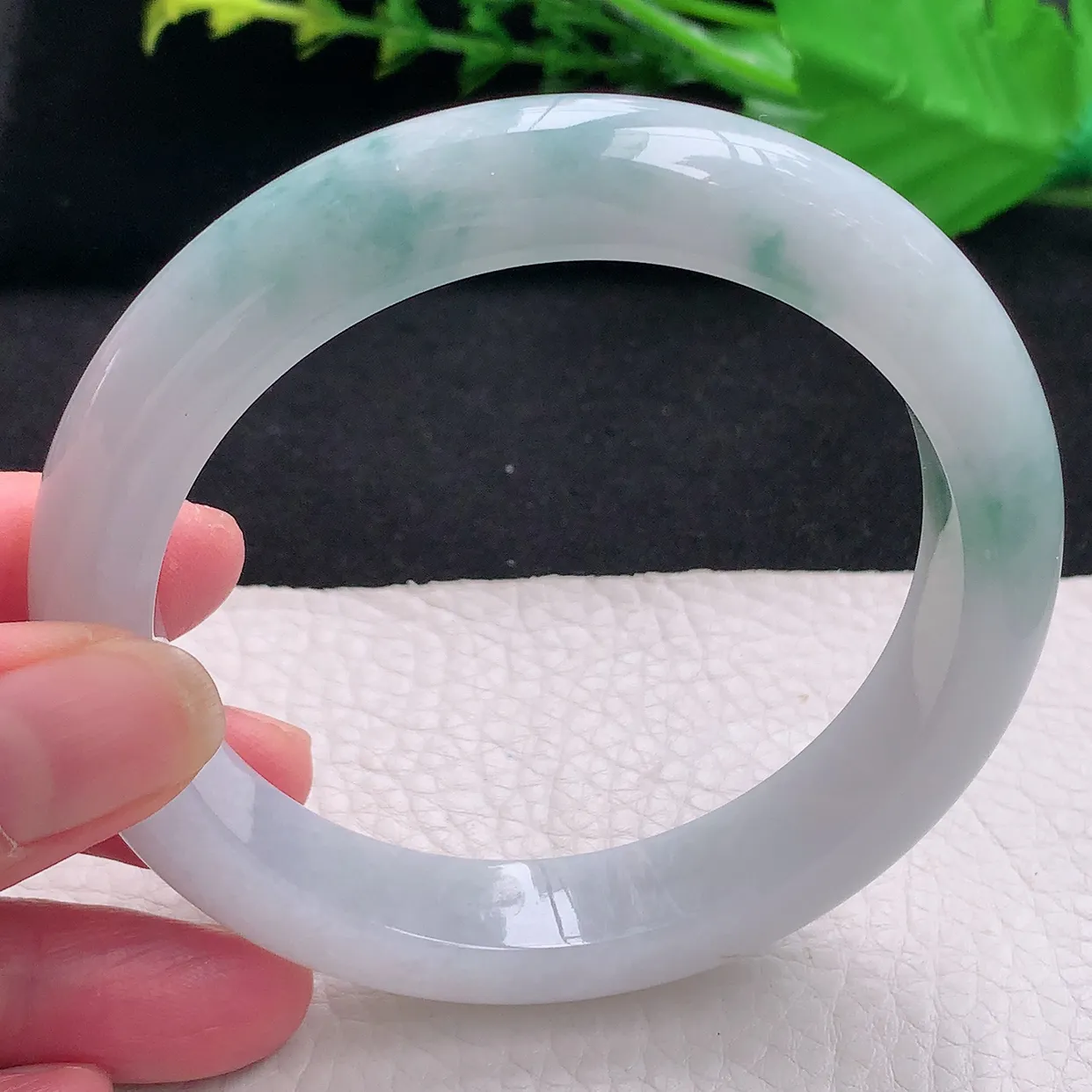 ss大圈口62*.5*12.5*9.5平安镯 天然缅甸翡翠a货飘花厚装宽边珠宝玉手镯