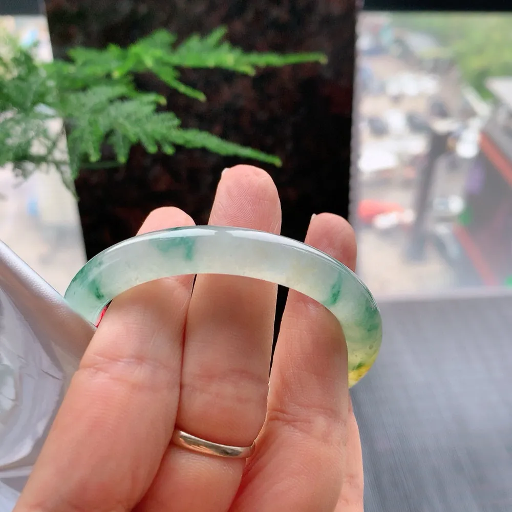 圆条高冰黄翡飘花 无瑕 尺寸:51.1/8.5/8.1 种色俱佳