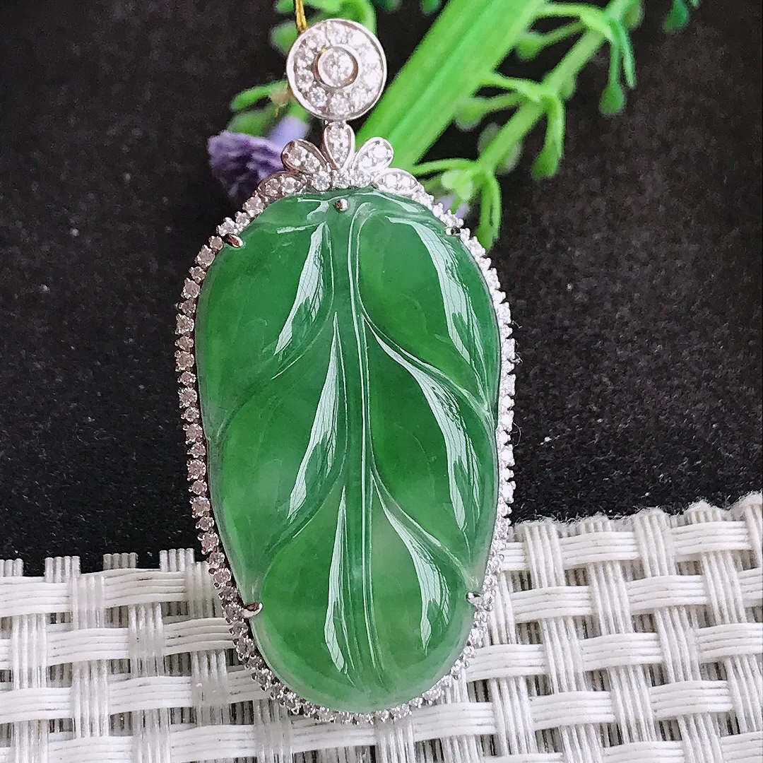 自然光48.8/24/7老坑18k金镶嵌冰胶满绿阳绿叶子吊坠翡翠玉坠挂件