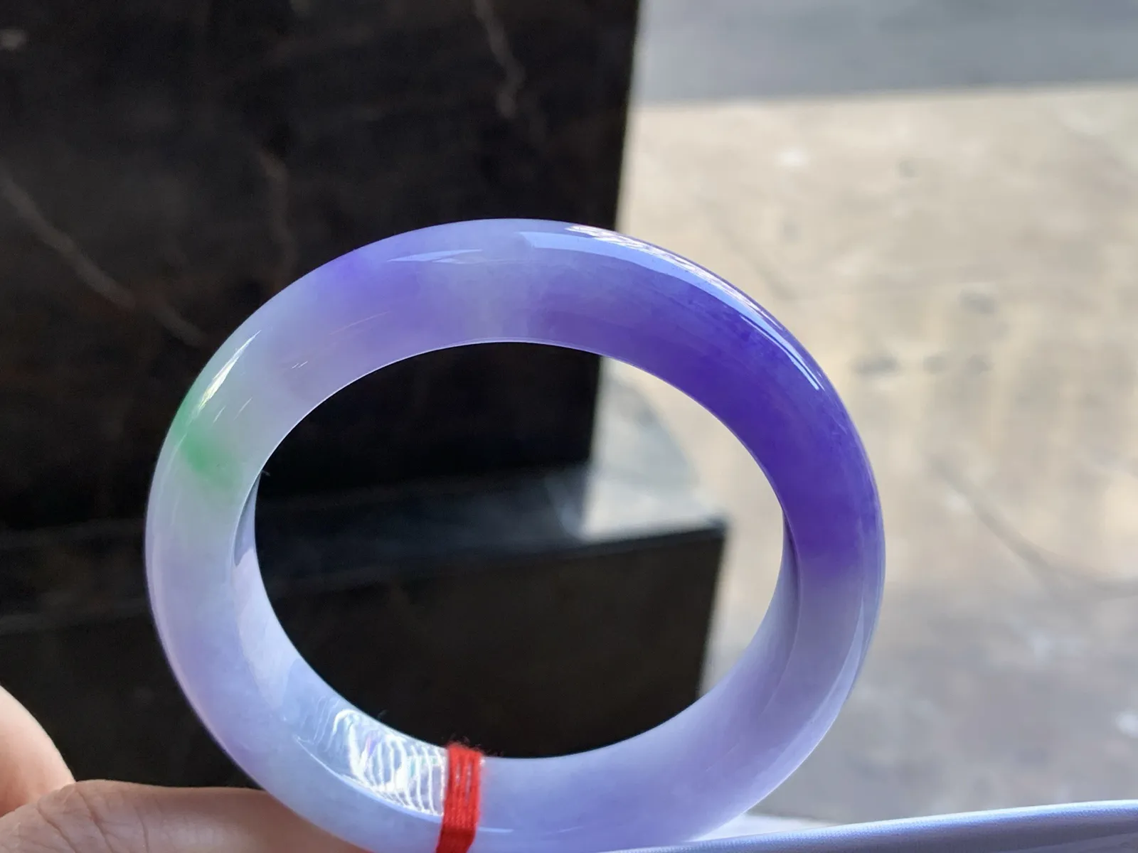 57.5-14.3-10

紫罗兰春带彩手镯^_^颜色浓郁