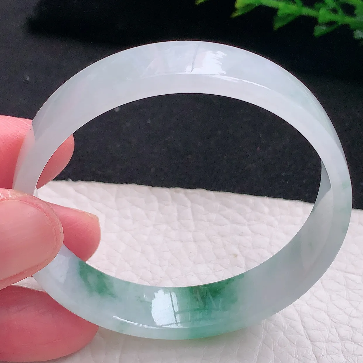 ss小圈口52.5*12*3.8宽扁镯 天然缅甸翡翠a货飘花秀气宽边珠宝玉手镯