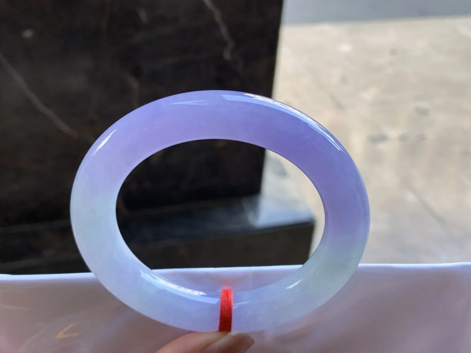 57.5-11.9

紫罗兰圆条手镯^_^鲜艳