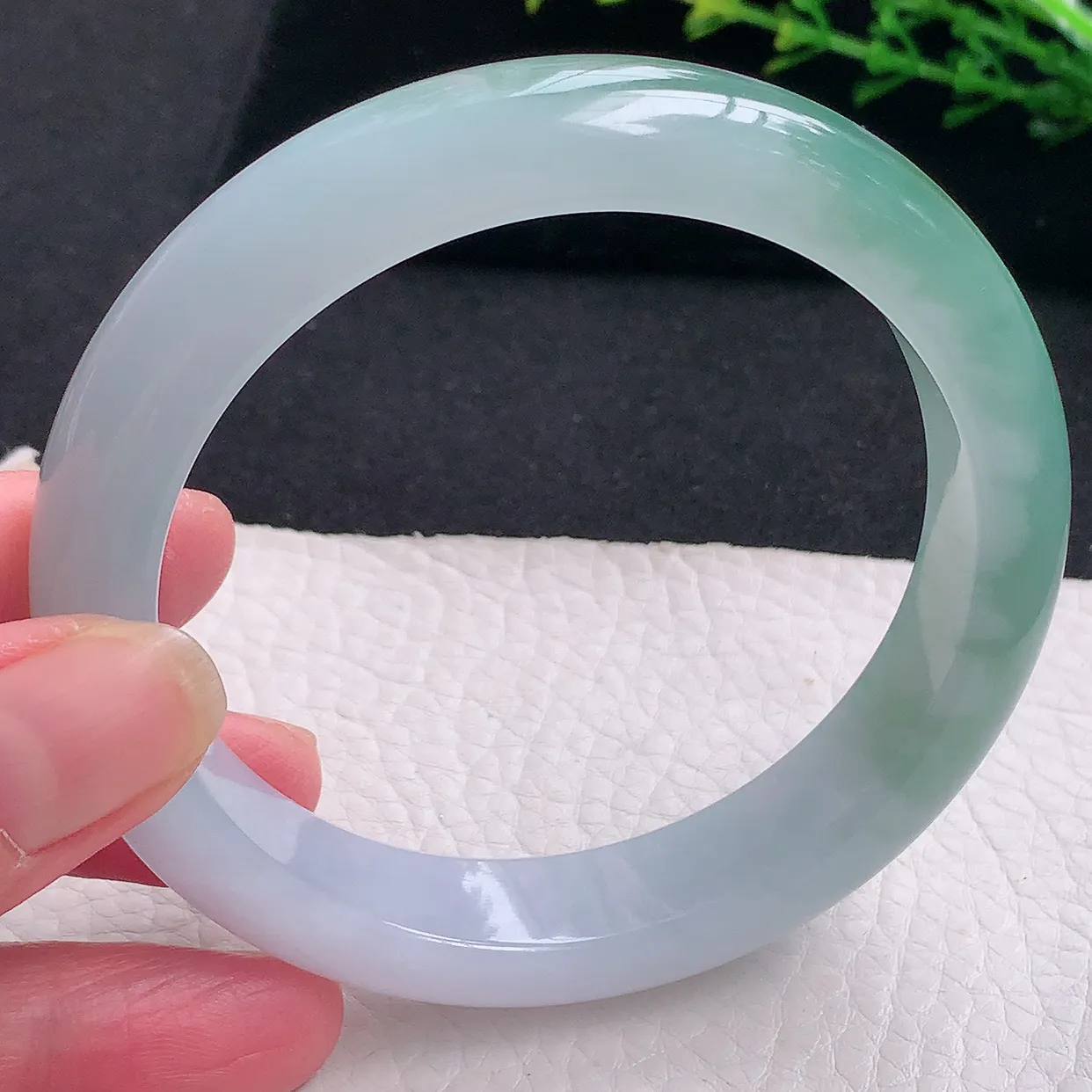 yh大圈口61.5*13.5*9平安镯 天然缅甸翡翠a货半山水厚装宽边珠宝玉手镯