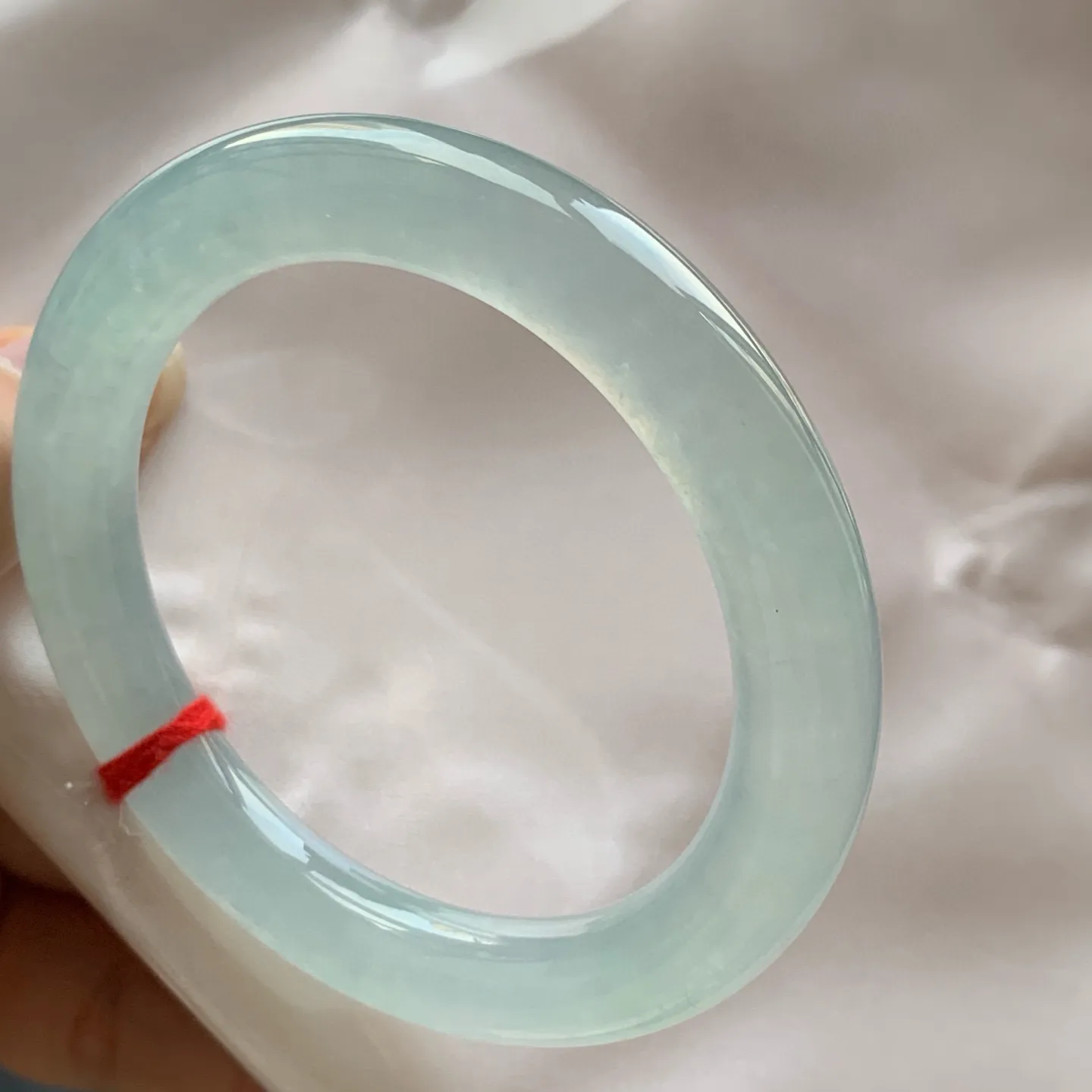 圆条冰玻绿 无瑕 尺寸:51.8/9.1 星光闪闪