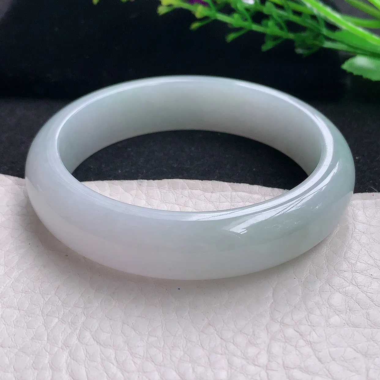 js自然光58*14.3*7.8平安镯 天然缅甸翡翠a货清新宽边珠宝玉手镯 玉手环