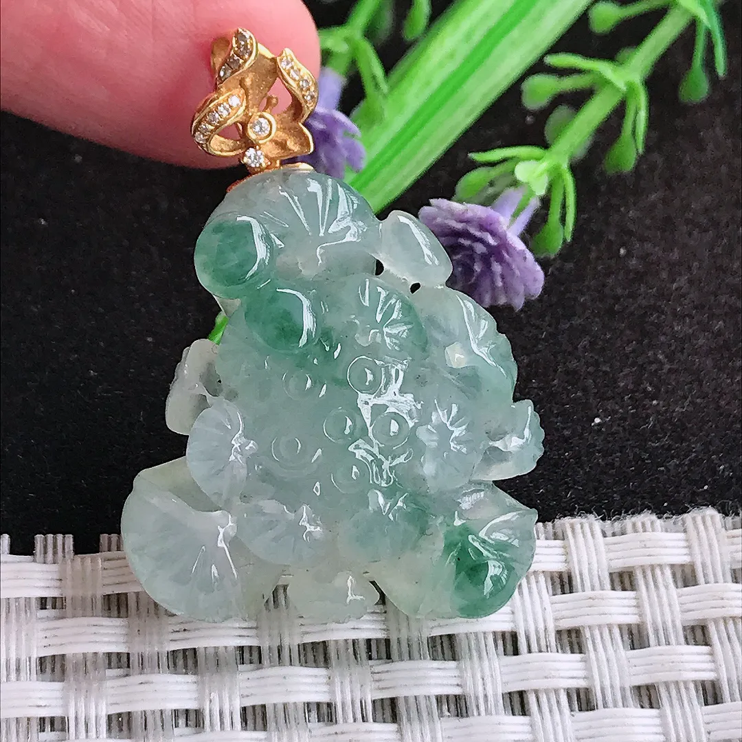 自然光28/26.8/9.3老坑18k金镶嵌冰胶飘花莲花吊坠翡翠玉坠挂件