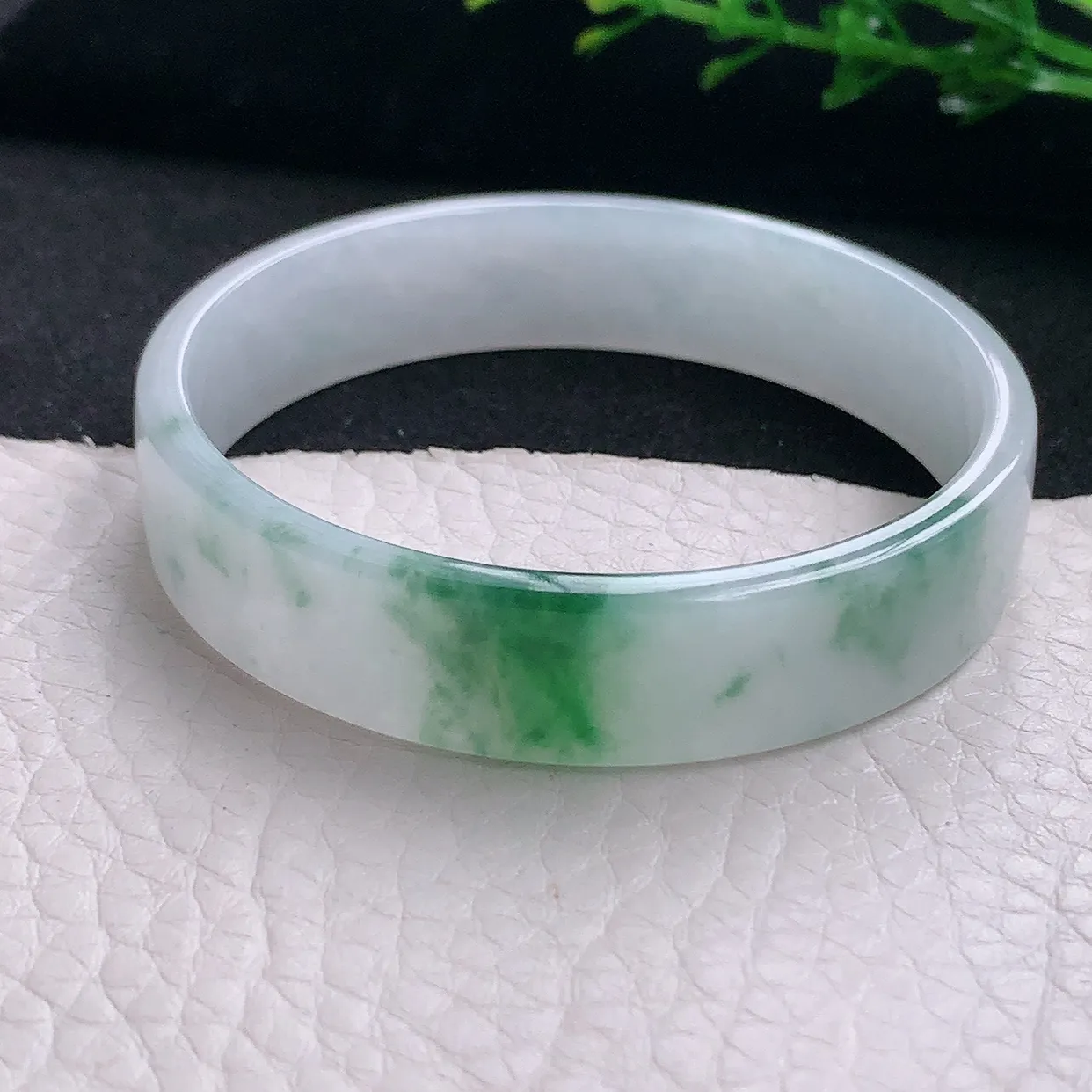 ss小圈口52.5*12*3.8宽扁镯 天然缅甸翡翠a货飘花秀气宽边珠宝玉手镯