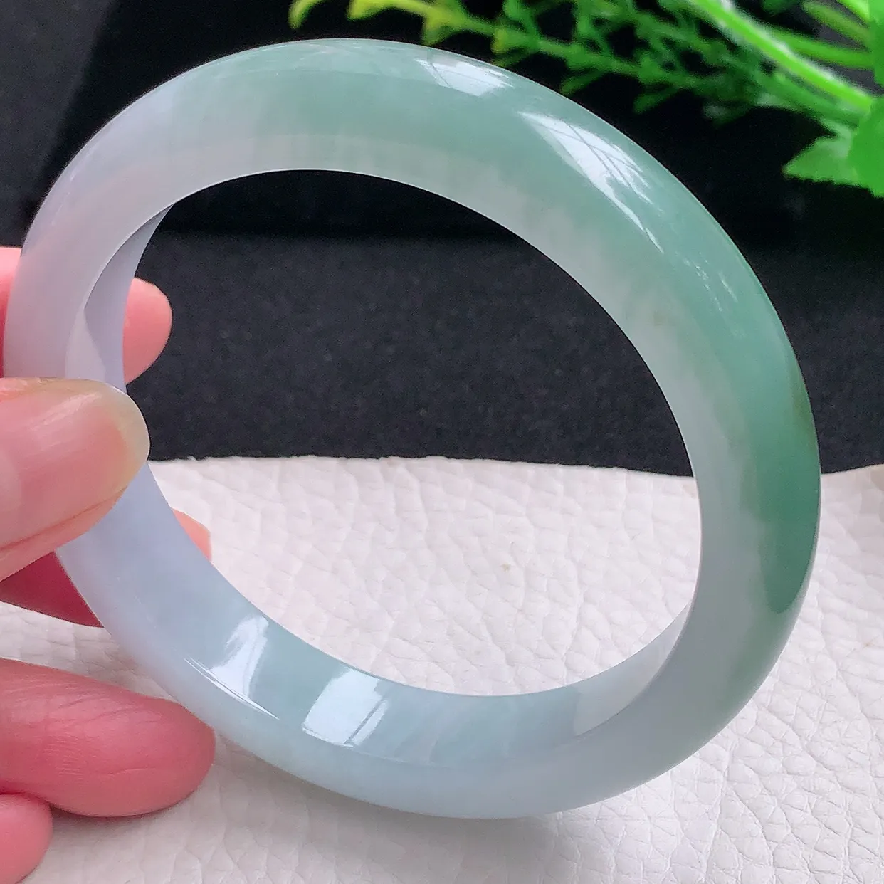 yh大圈口61.5*13.5*9平安镯 天然缅甸翡翠a货半山水厚装宽边珠宝玉手镯