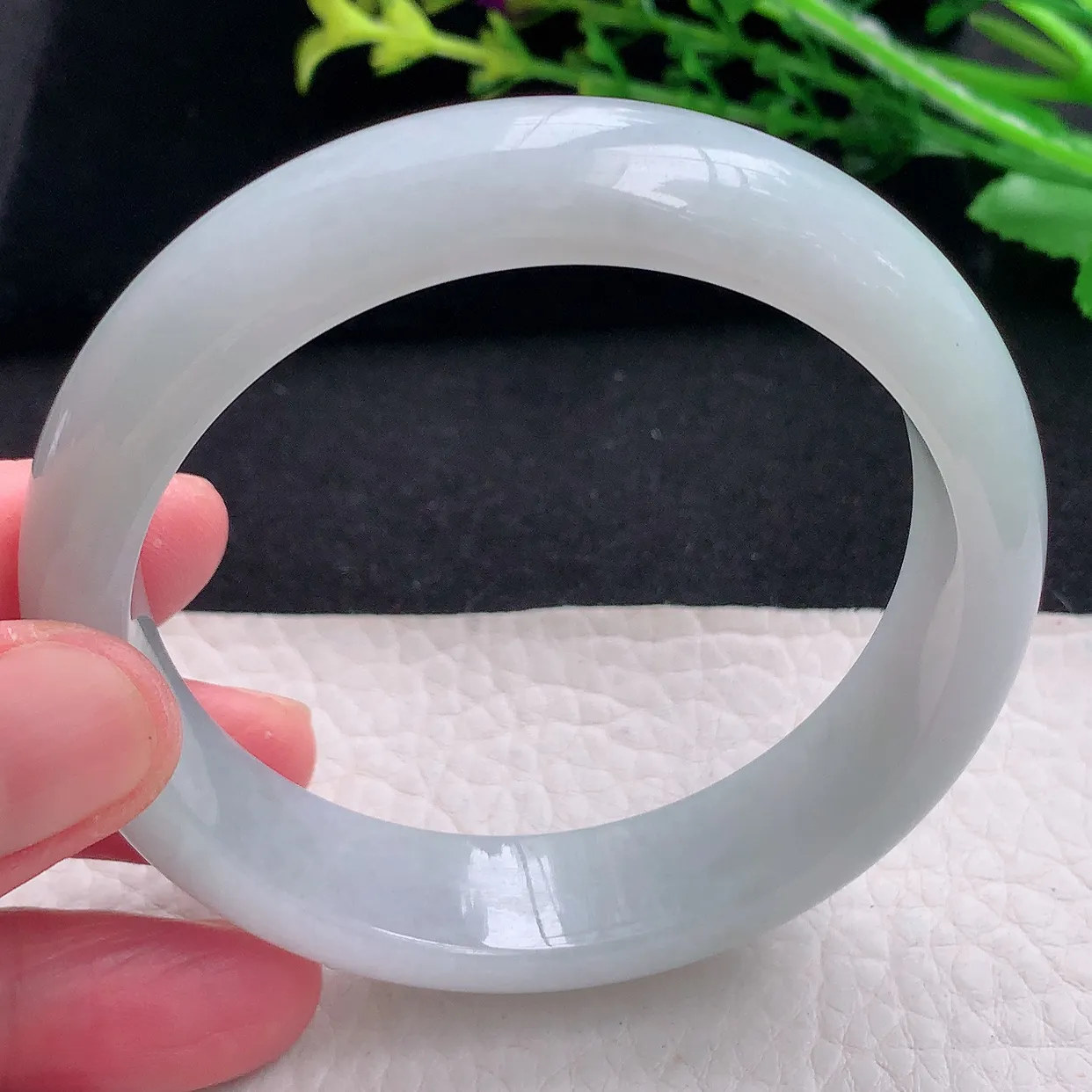 js自然光58*14.3*7.8平安镯 天然缅甸翡翠a货清新宽边珠宝玉手镯 玉手环