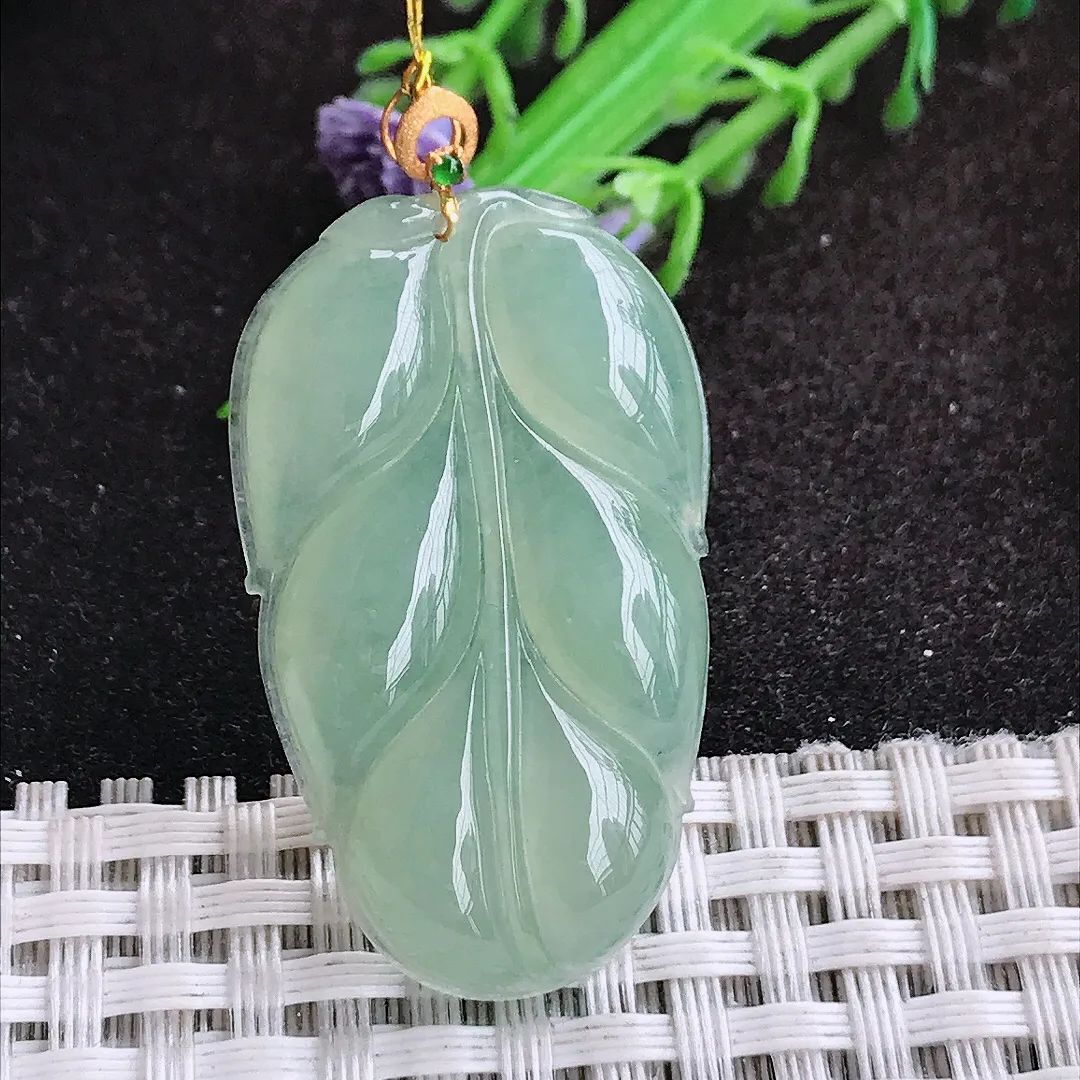 自然光38.3/23/5老坑18k金镶嵌冰胶果冻冰晴绿叶子吊坠翡翠玉坠挂件