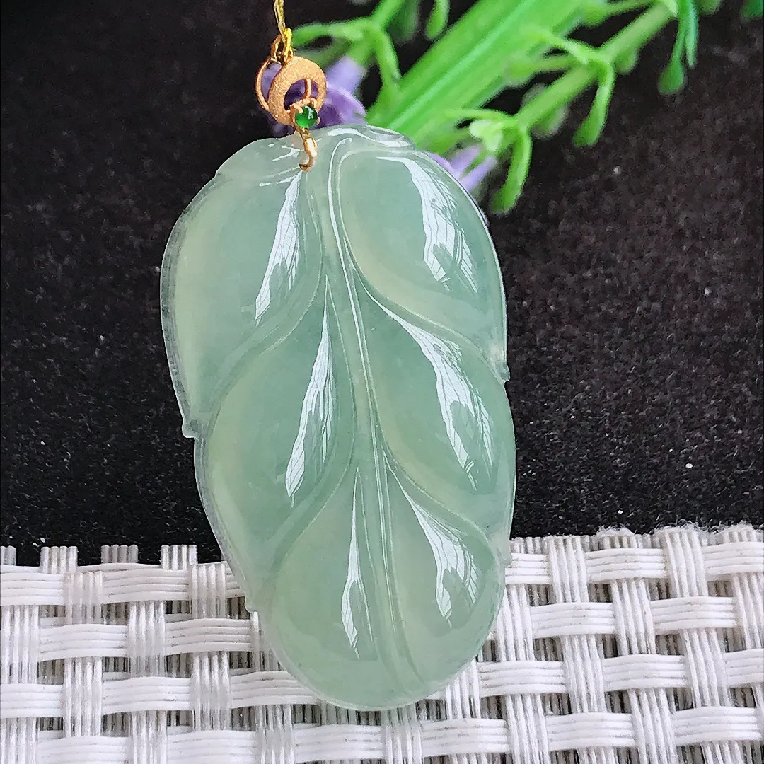自然光38.3/23/5老坑18k金镶嵌冰胶果冻冰晴绿叶子吊坠翡翠玉坠挂件