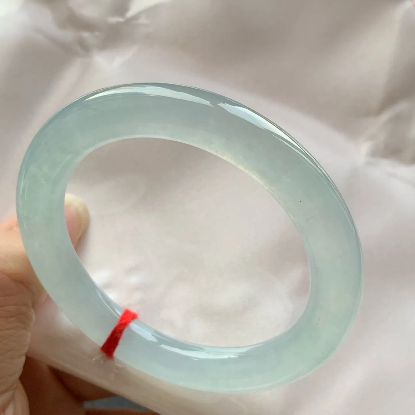 圆条冰玻绿 无瑕 尺寸:51.8/9.1 星光闪闪