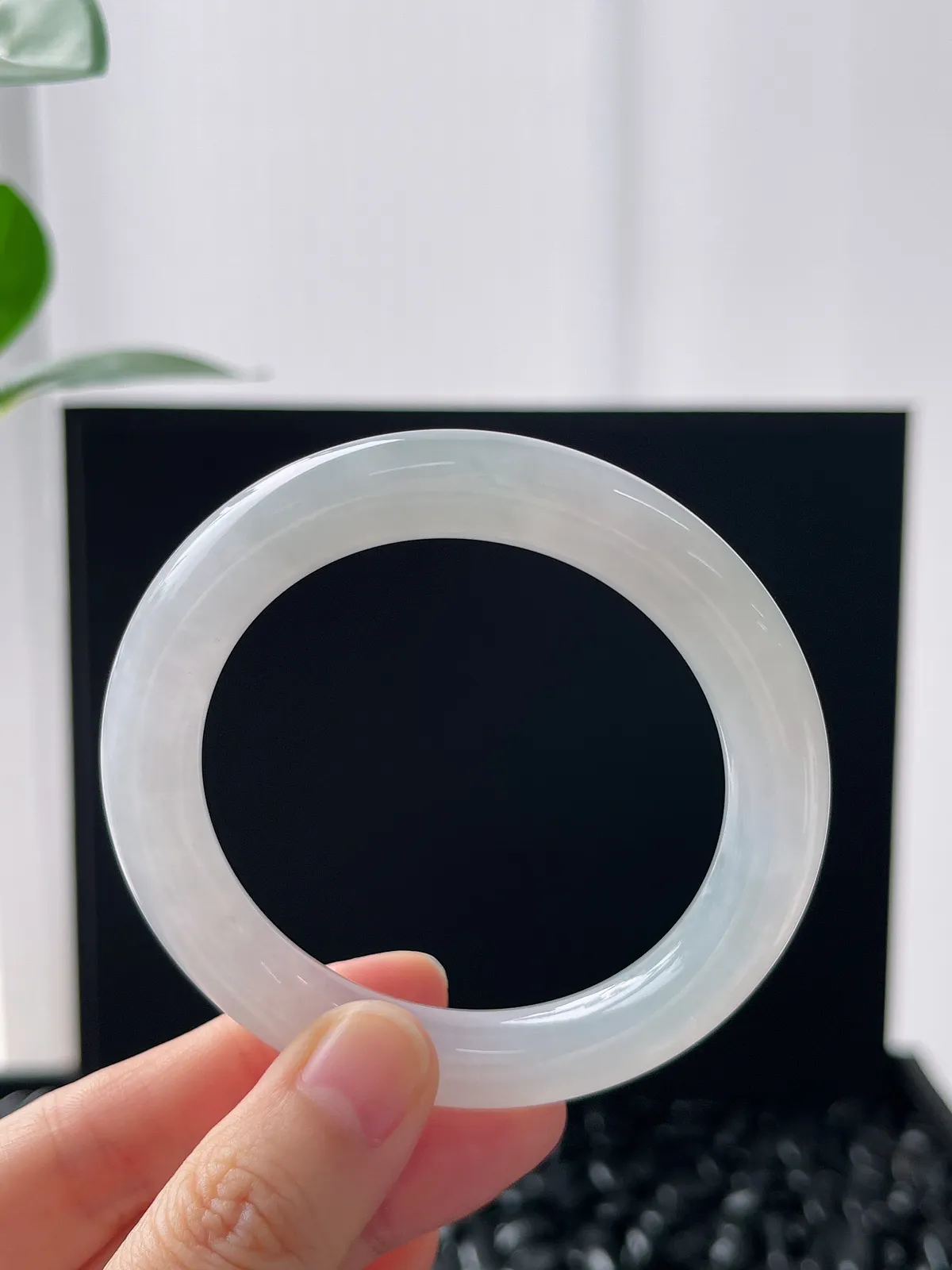 圆镯51圈口，翡翠冰糯种白色手镯 圆条白月光