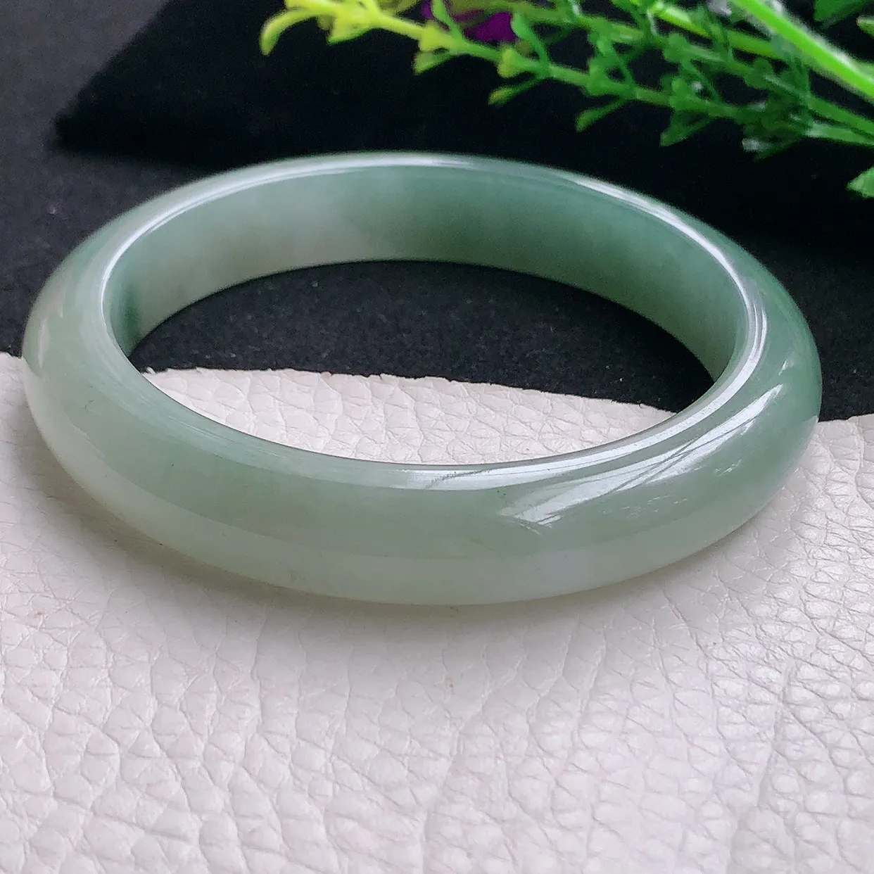 ss大圈口62.3*12.5*9平安镯 天然缅甸翡翠a货冰胶大气珠宝玉手镯