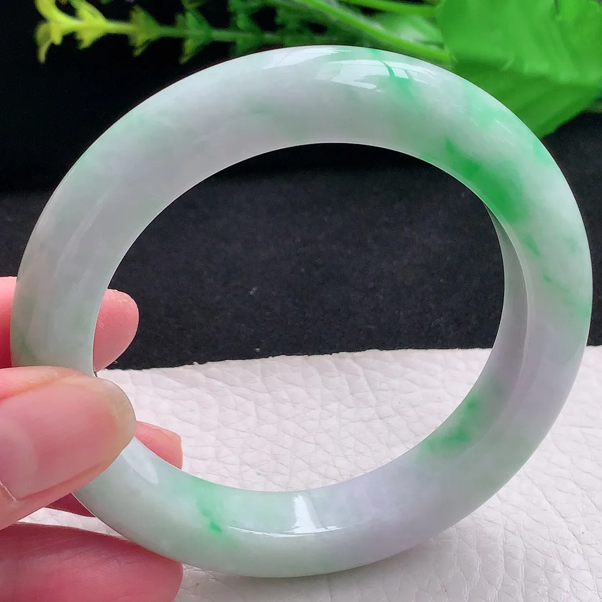 pj自然光58*11.8*10.5平安镯 天然缅甸翡翠a货春带彩厚装宽边珠宝玉手镯