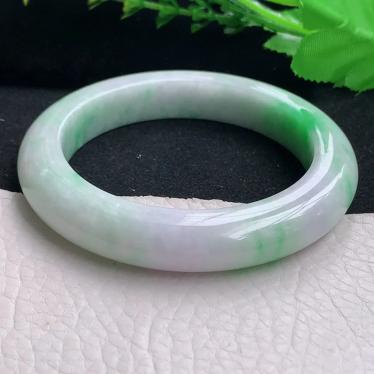 pj自然光58*11.8*10.5平安镯 天然缅甸翡翠a货春带彩厚装宽边珠宝玉手镯