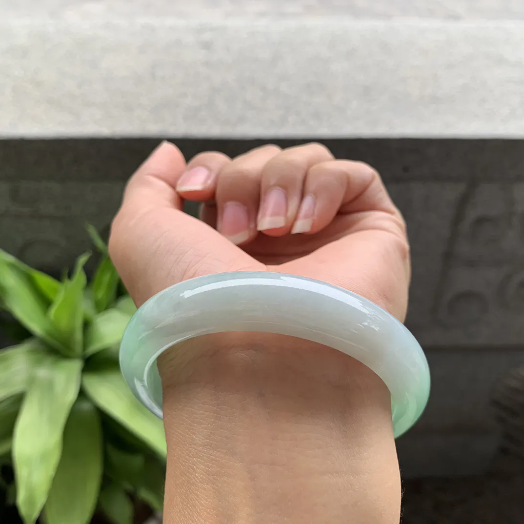 圈口 56.8-12.2-8.5【飘绿正圈手镯】正圈56 57可戴