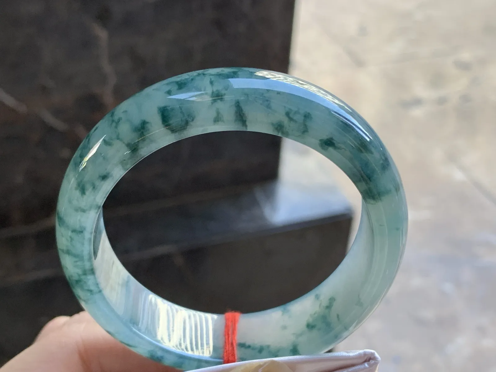 57.5-17.7-8.5

冰蓝花宽版手镯^_^起光