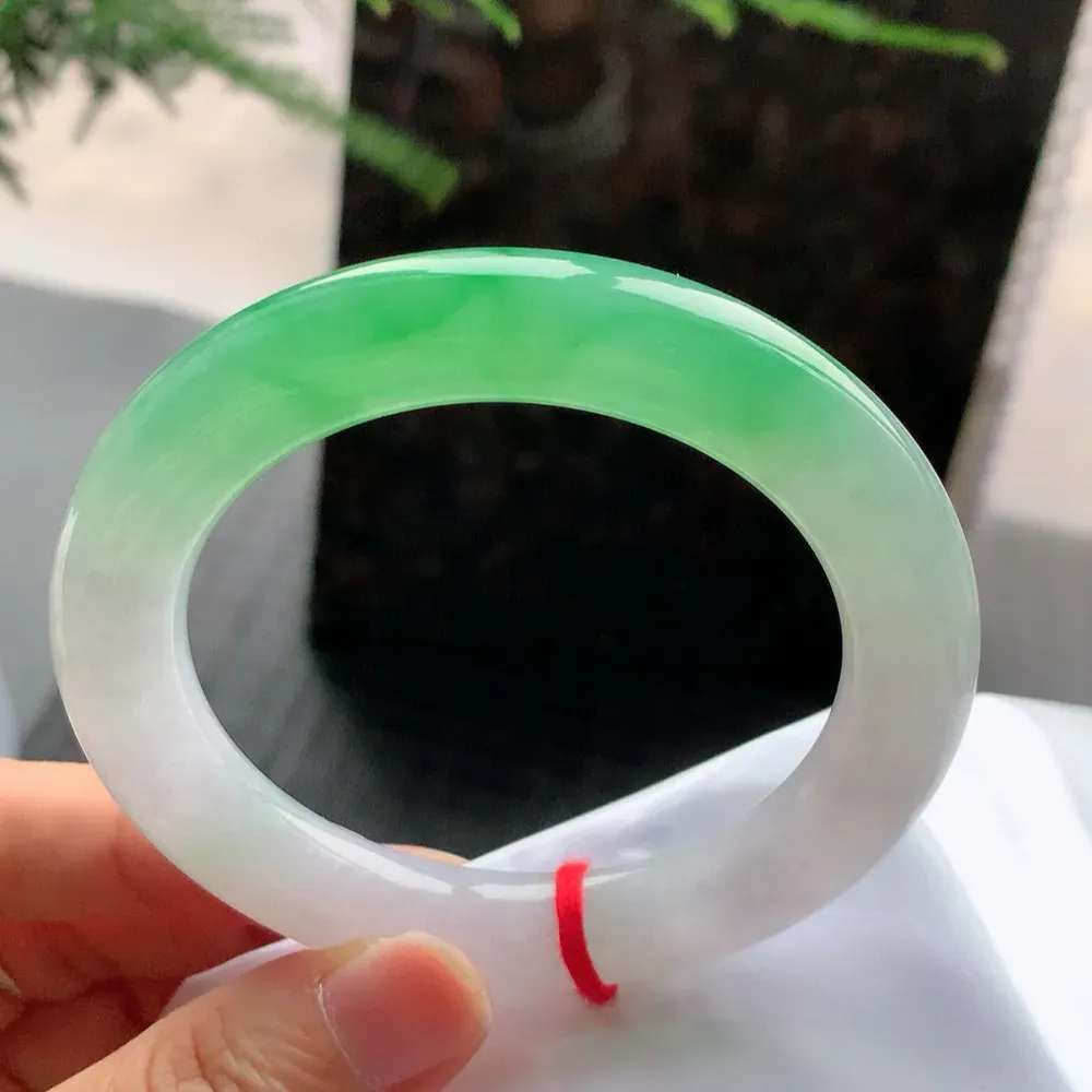 圆条冰阳绿 无瑕 尺寸:55.2/10.3/11 种色兼备🥰🥰