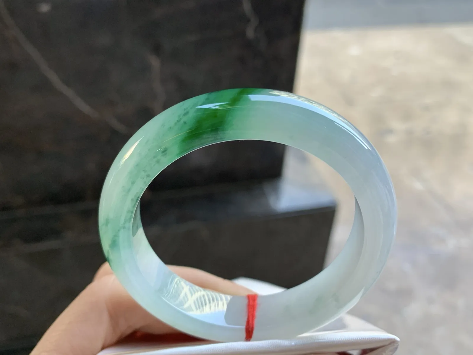 58-13-8.8

冰绿花手镯^_^