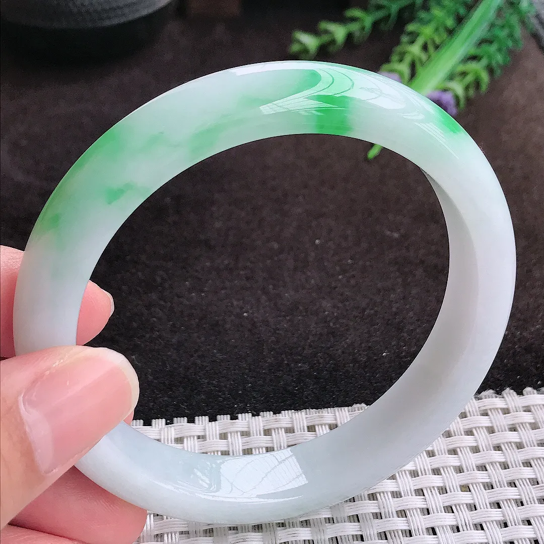 自然光52/12.5/8.5老坑精美冰润白底青飘阳绿手镯宽边翡翠玉镯手环