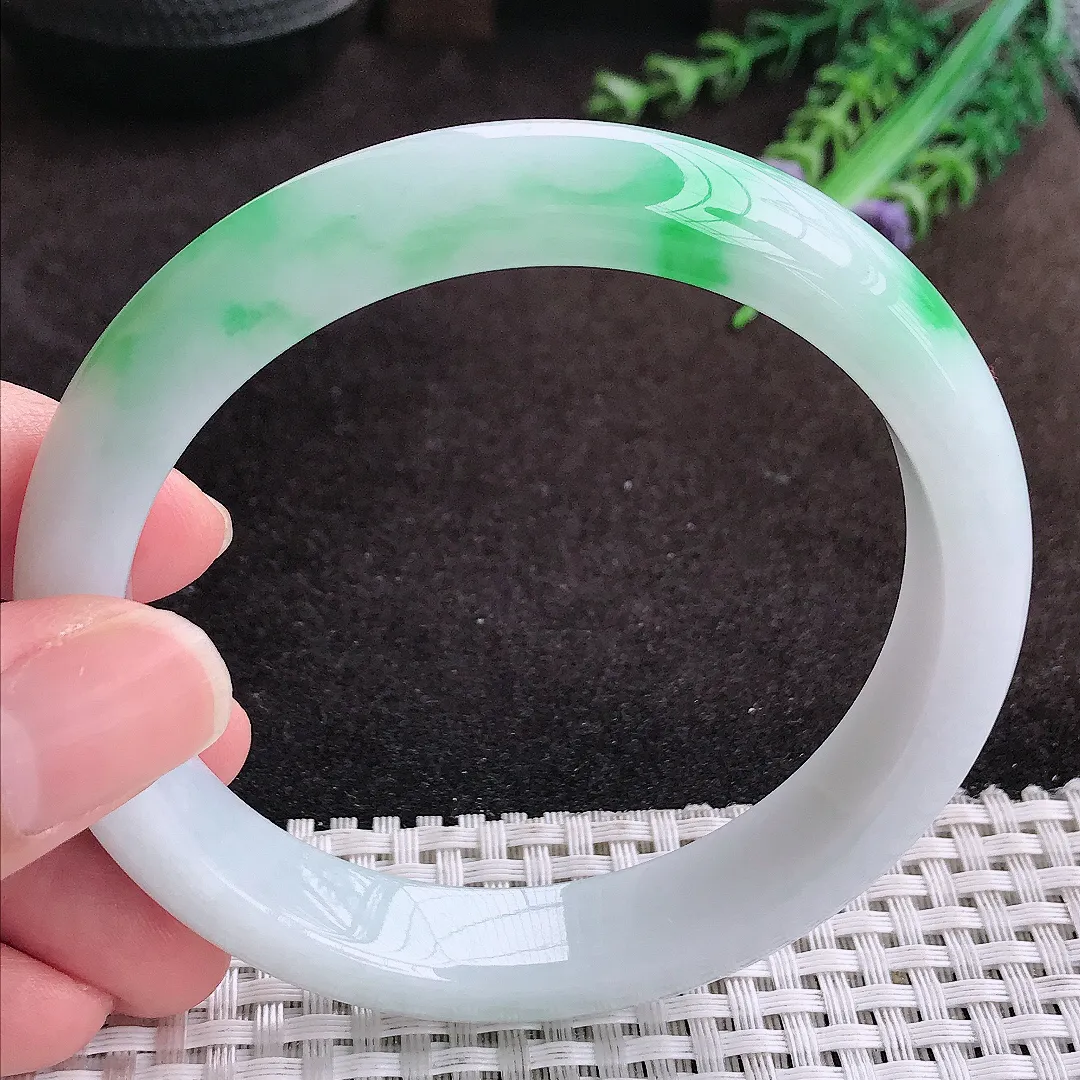 自然光52/12.5/8.5老坑精美冰润白底青飘阳绿手镯宽边翡翠玉镯手环