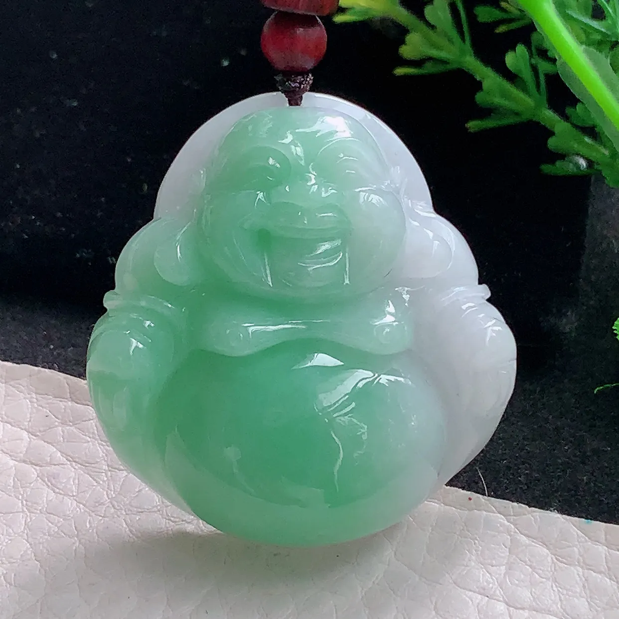 zen42.8*40.8*12.8自然光天然缅甸翡翠甜绿佛公 开心佛玉吊坠 毛衣坠