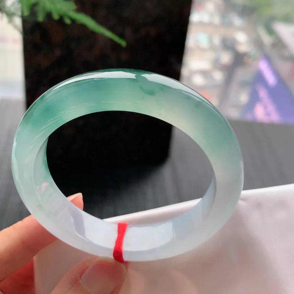 正圈冰玻飘花 无瑕 尺寸:54.1/13.3/8.7花美 种水好