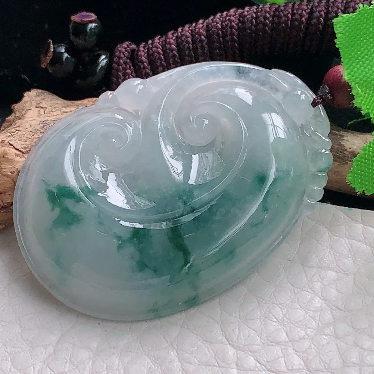 zen49*34.6*6自然光天然缅甸翡翠冰飘花如意 玉如意玉吊坠 毛衣坠