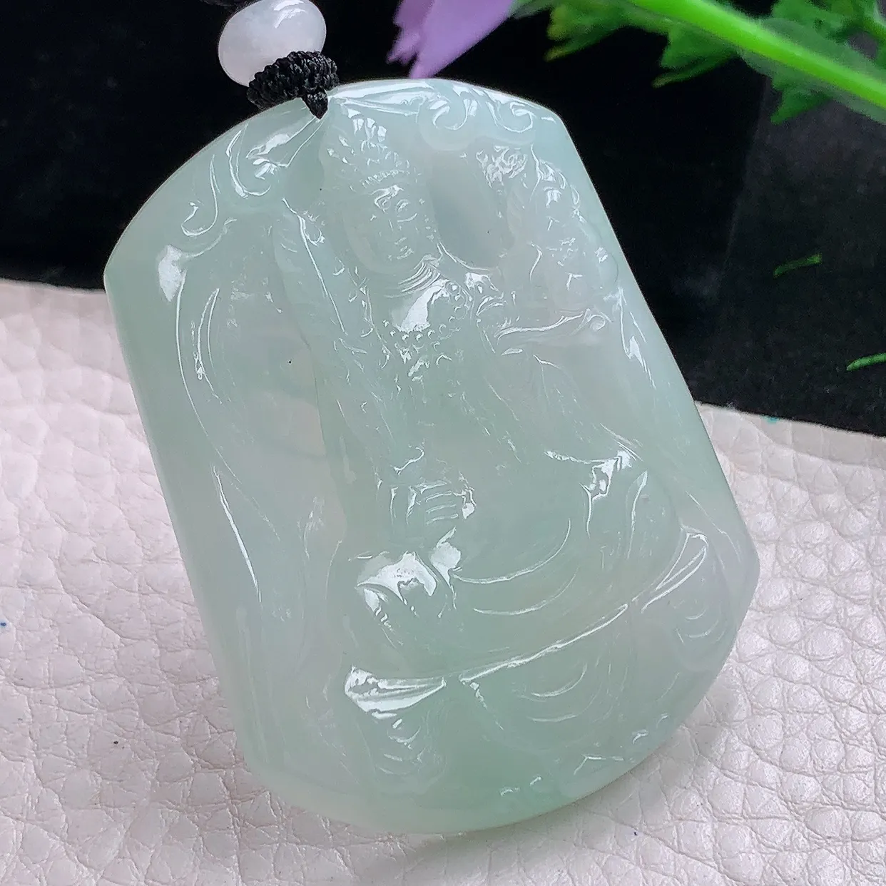 mut实拍52.5*39.8*5.5自然光天然缅甸翡翠浅绿虚空藏观音守护神菩萨