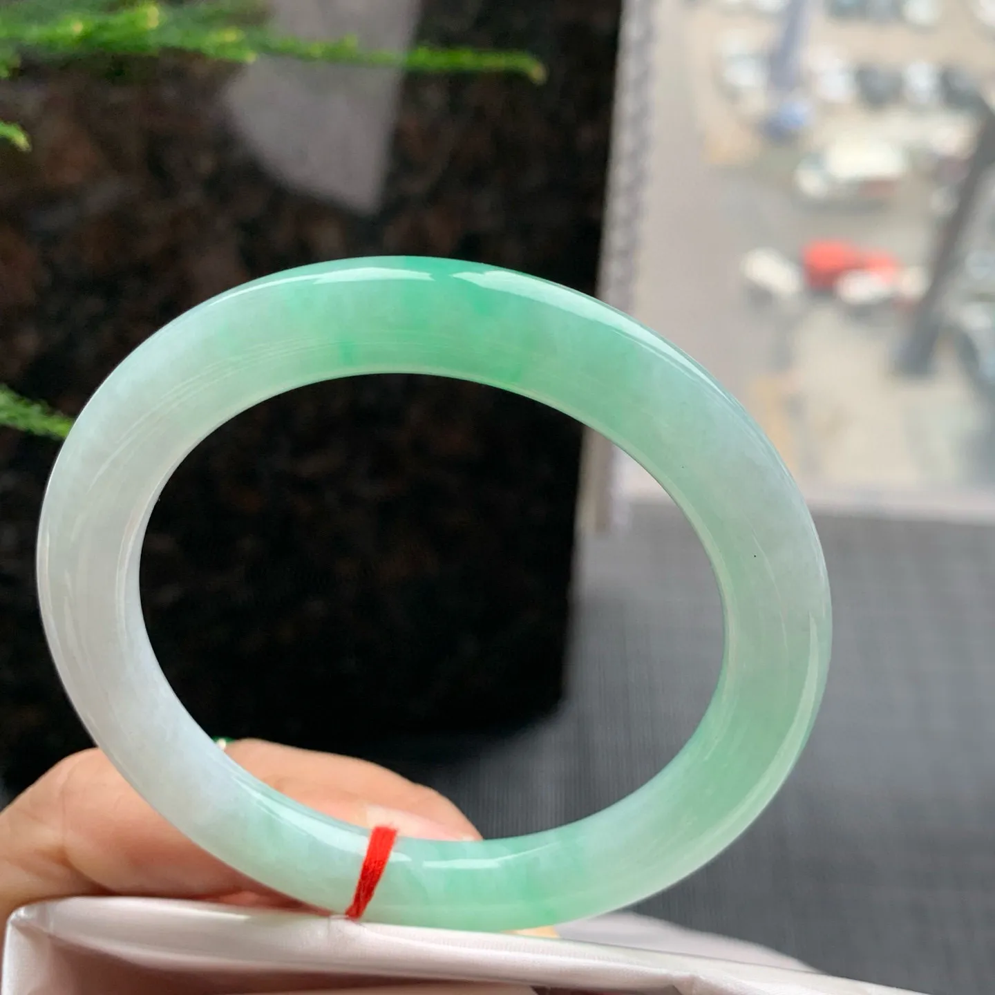 圆条冰绿 无瑕 尺寸:54.7/8.5 冰润