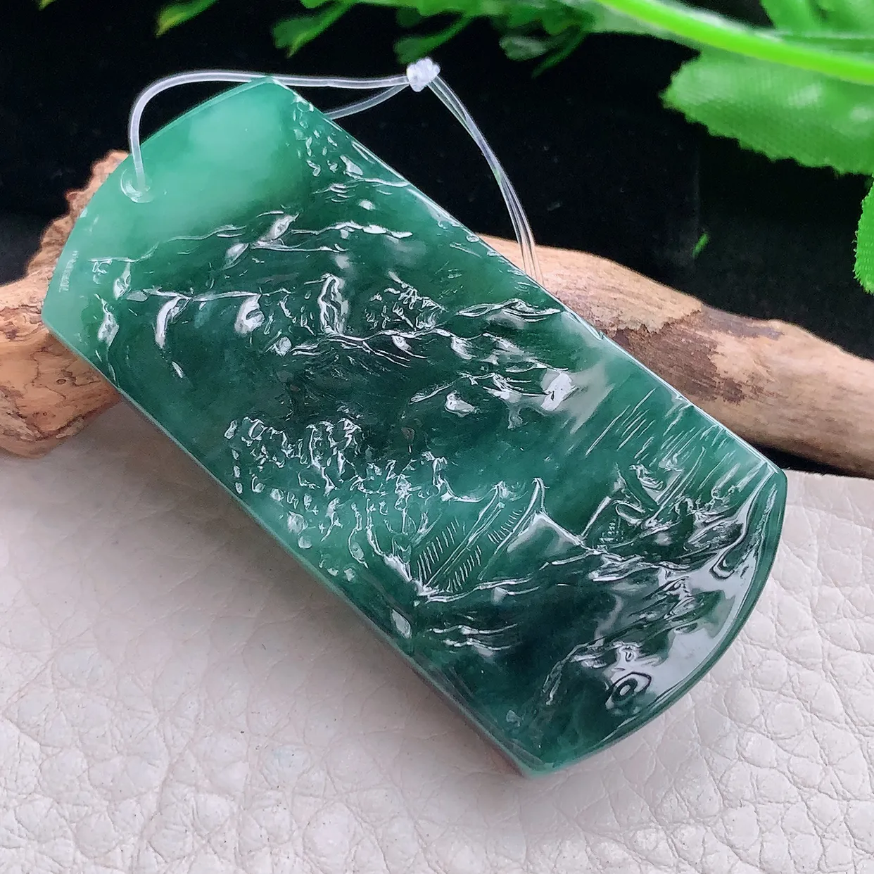 yl自然光54.8*28*6.5天然缅甸翡翠冰蓝大好河山 山水玉吊坠