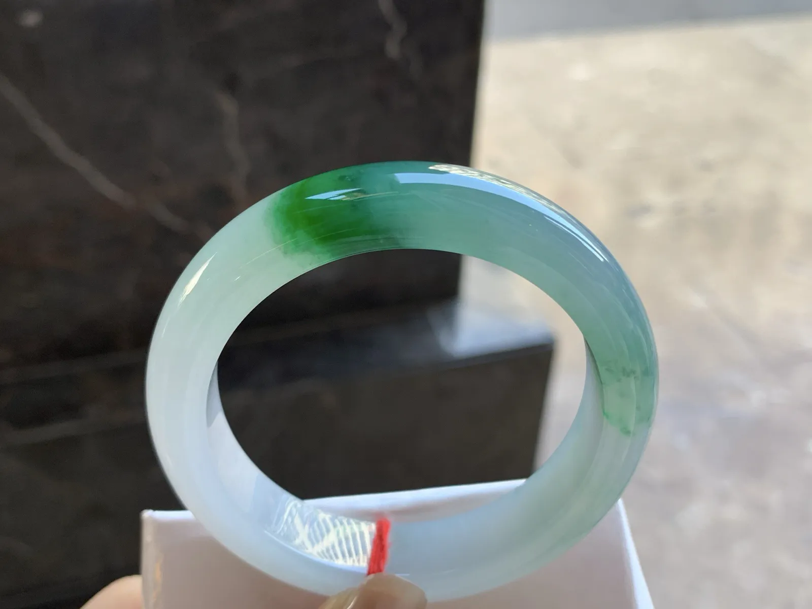 58-13-8.8

冰绿花手镯^_^