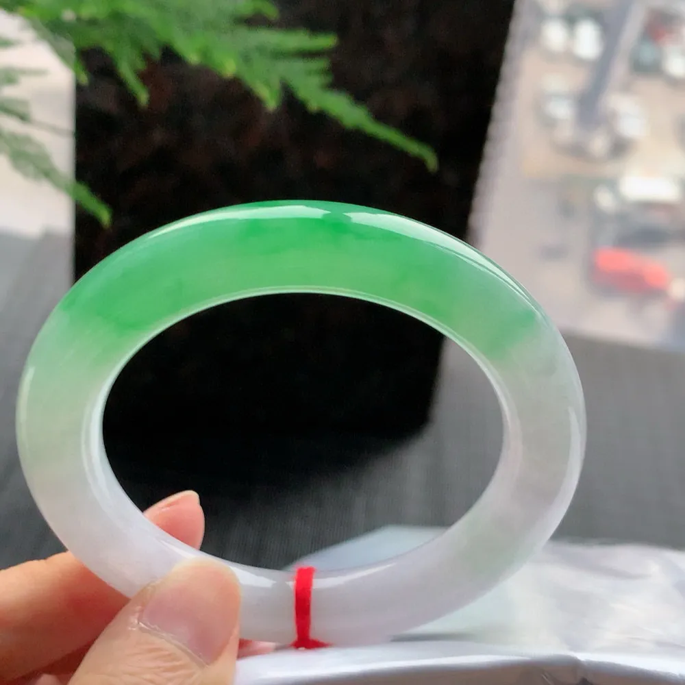 圆条冰阳绿 无瑕 尺寸:55.2/10.3/11 种色兼备🥰🥰