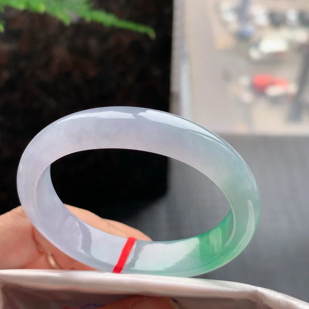 贵妃冰春彩 无瑕 尺寸:50.3/43/11.8/6.6 种色俱佳