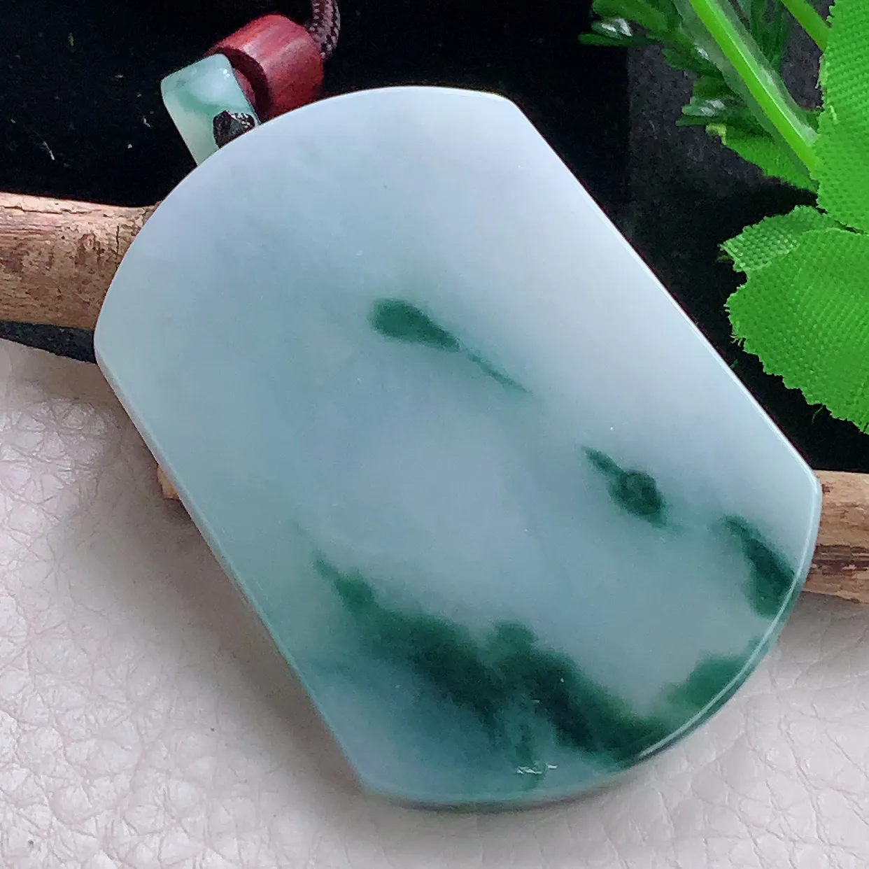 zen56*40.5*5.5自然光天然缅甸翡翠飘花无事牌 素面牌玉吊坠 毛衣坠