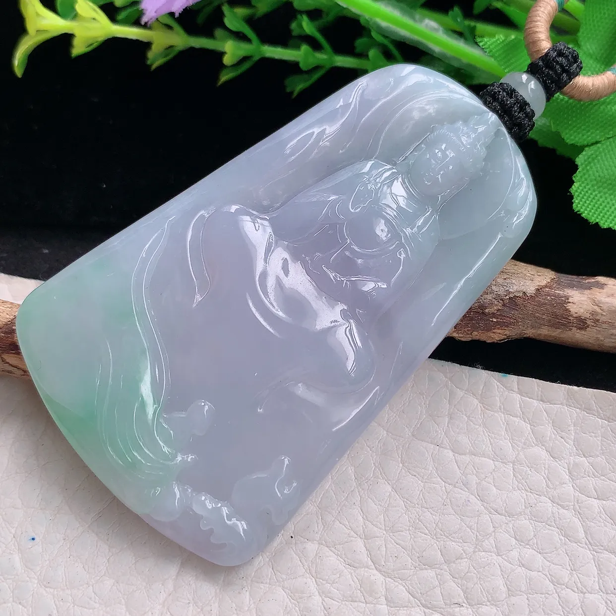 yl自然光65*41.3*5.6天然缅甸翡翠双彩赐福观音 玉观音玉吊坠