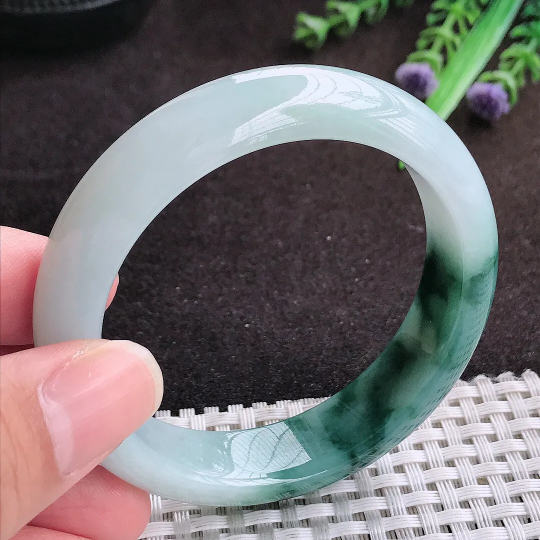 自然光53/13.8/8老坑精美温润飘花手镯宽边翡翠玉镯手环