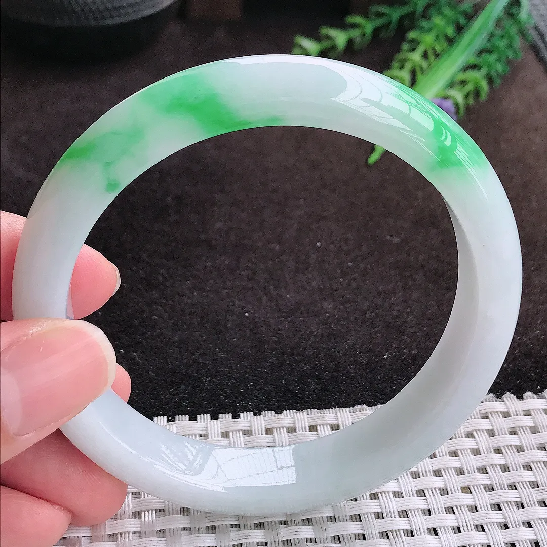 自然光52/12.5/8.5老坑精美冰润白底青飘阳绿手镯宽边翡翠玉镯手环