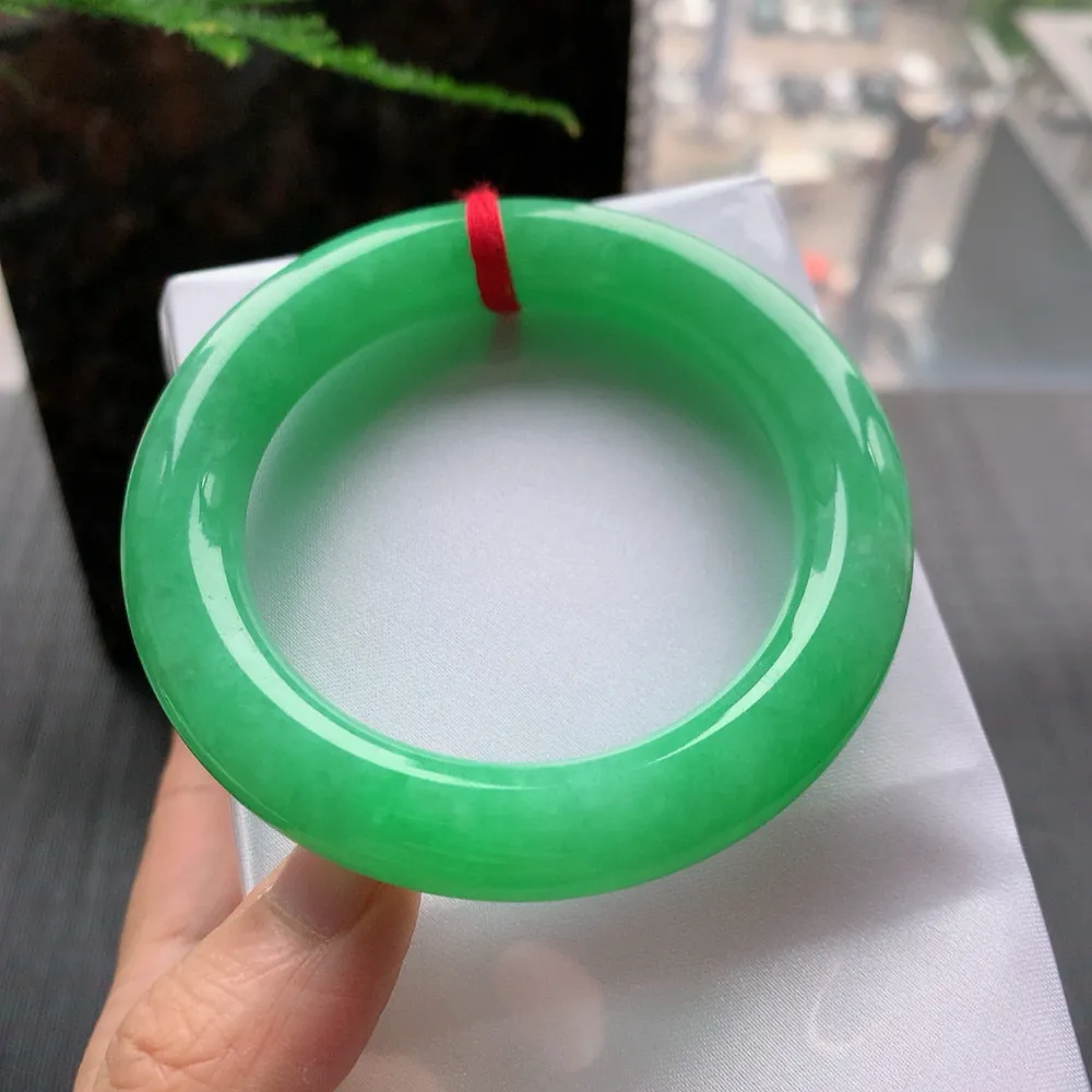 圆条满绿 无瑕 尺寸:54.7/11.7 满色