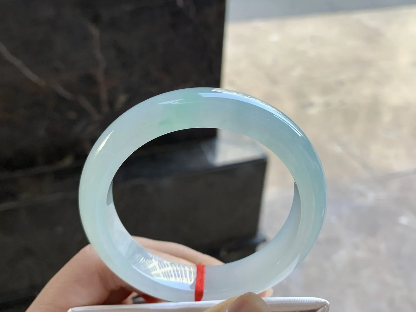 54-12.9-8.4

冰飘绿手镯^_^清新冰透