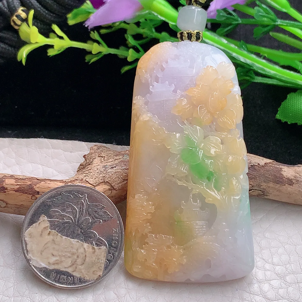 yl自然光59*31.3*11.3天然缅甸翡翠三彩山水 大好河山玉吊坠