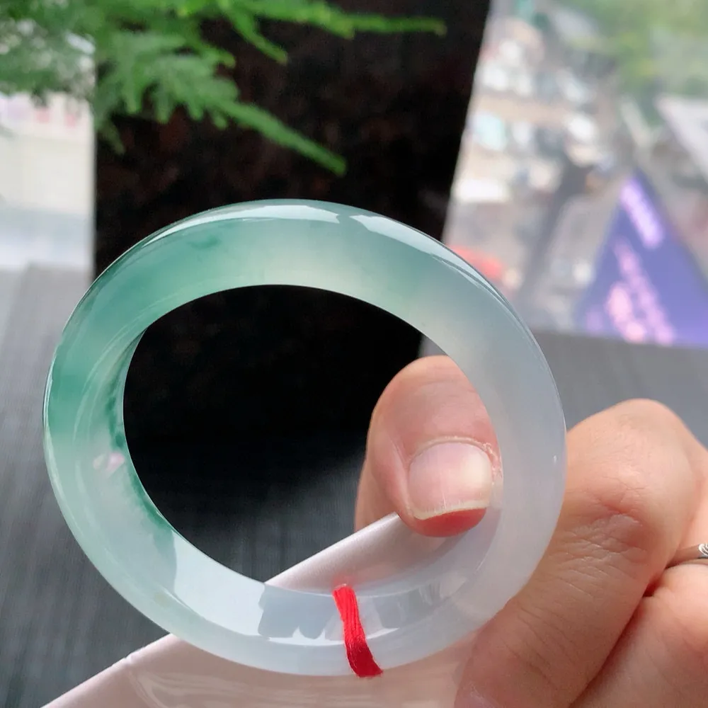 正圈冰玻飘花 无瑕 尺寸:54.1/13.3/8.7花美 种水好