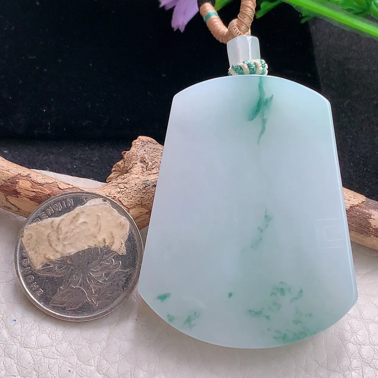 yl自然光51.5*40.6*8天然缅甸翡翠飘花平安无事牌 素面牌玉吊坠