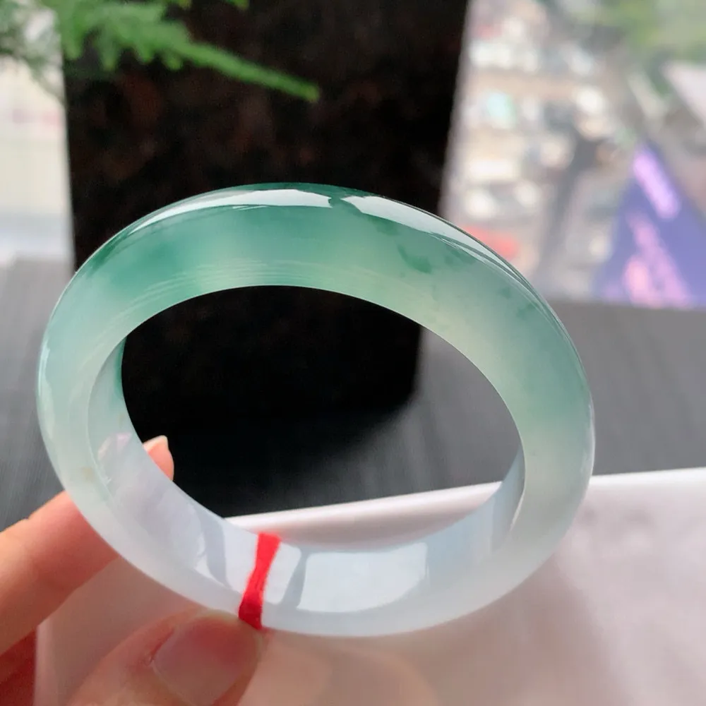 正圈冰玻飘花 无瑕 尺寸:54.1/13.3/8.7花美 种水好