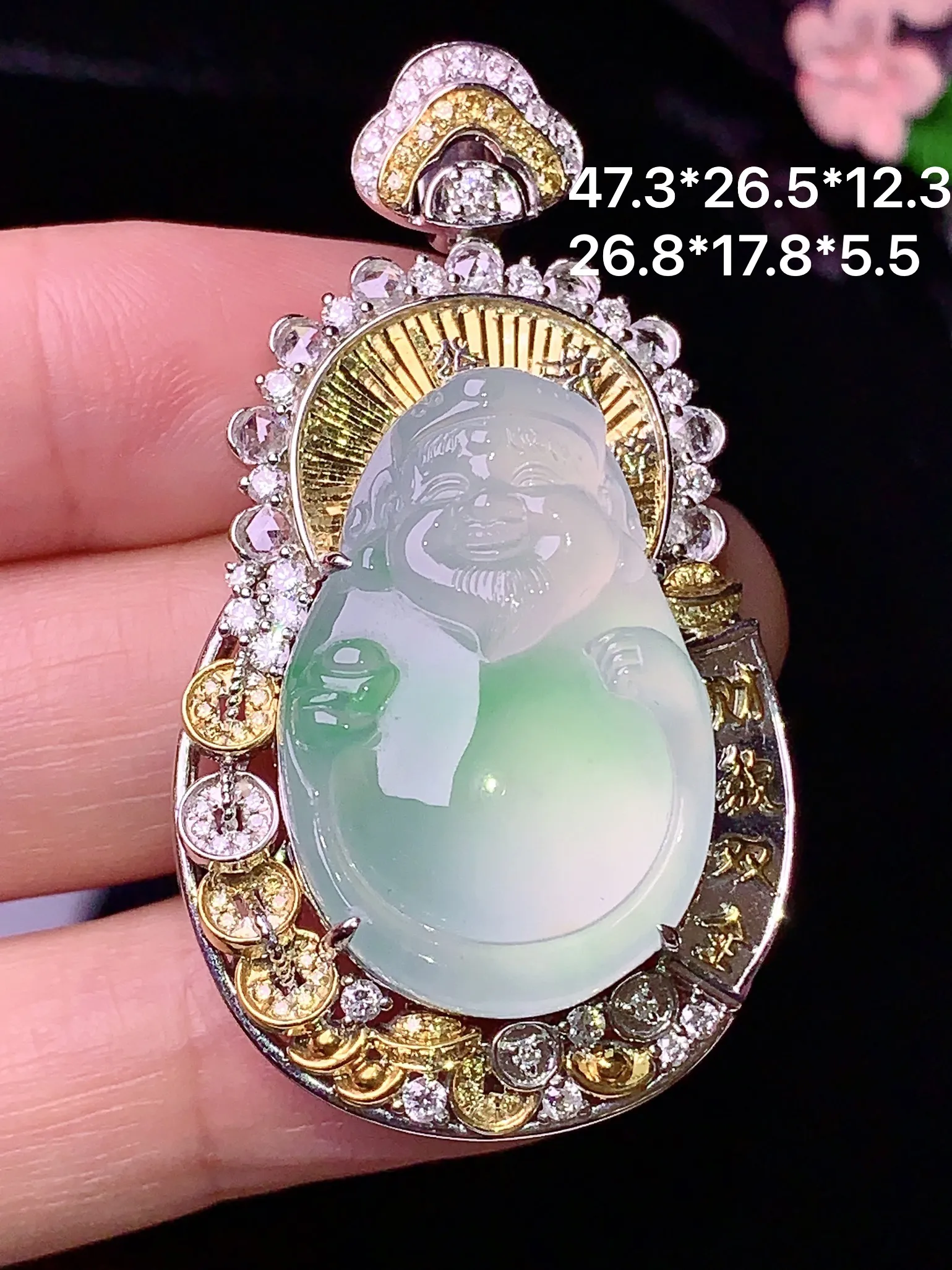 18k金钻镶嵌冰种财神吊坠 玉质细腻 色泽艳丽 水润亮眼  整体尺寸47.3*25*12.3