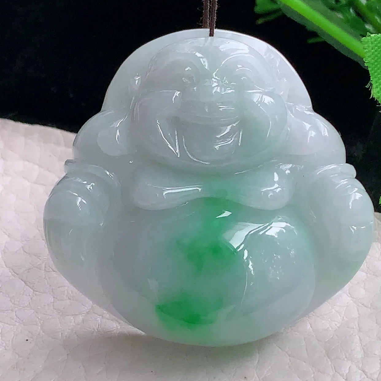 zen43.6*45.8*12.8自然光天然缅甸翡翠飘绿大佛公 开心佛玉吊坠 毛衣坠