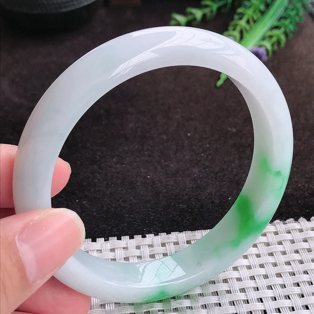 自然光52/12.5/8.5老坑精美冰润白底青飘阳绿手镯宽边翡翠玉镯手环