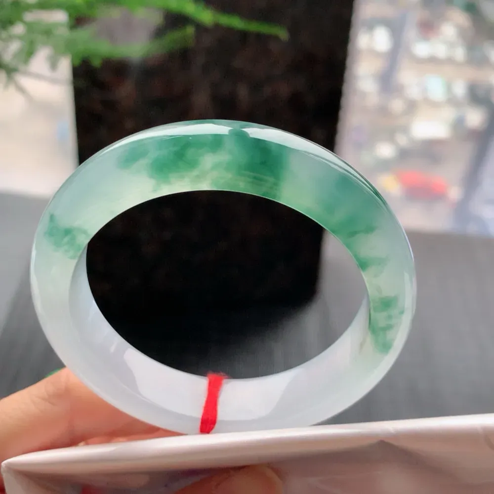 正圈冰玻飘花 无瑕 尺寸:54.1/13.3/8.7花美 种水好