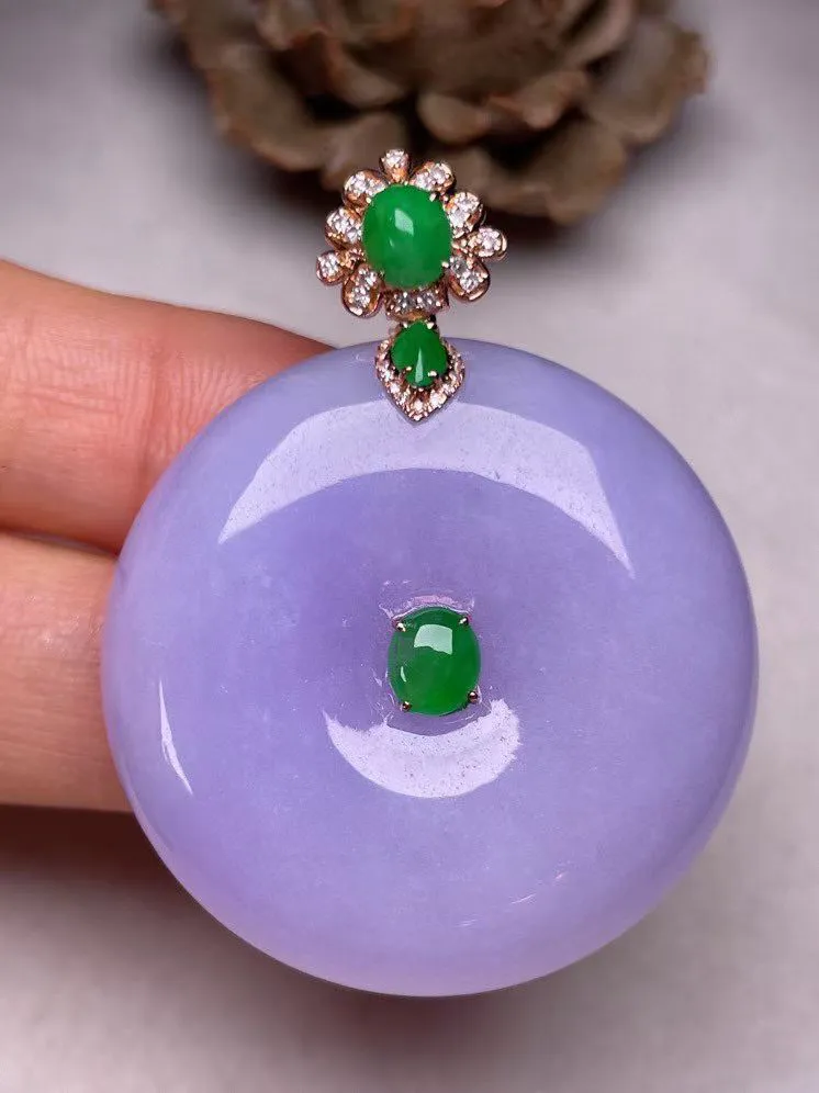 冰糯种紫罗兰平安扣吊坠、真金真钻镶嵌，种水好，玉质细腻 .裸石尺寸 34.8